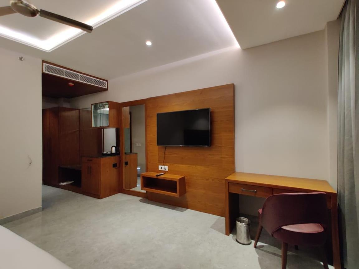 Hotel Parth Una  Exteriör bild